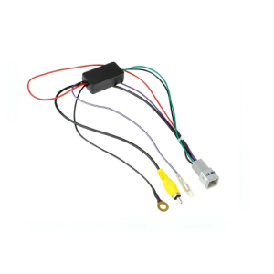 Stinger SCMTRT1 8-pin reverse camera retention harness for Mitsubishi MMCS vehicles, retaining the factory rear camera with aftermarket infotainment systems without cutting or splicing factory wiring.