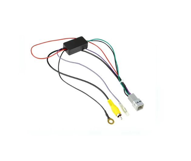 Stinger SCMTRT1 8-pin reverse camera retention harness for Mitsubishi MMCS vehicles, retaining the factory rear camera with aftermarket infotainment systems without cutting or splicing factory wiring.